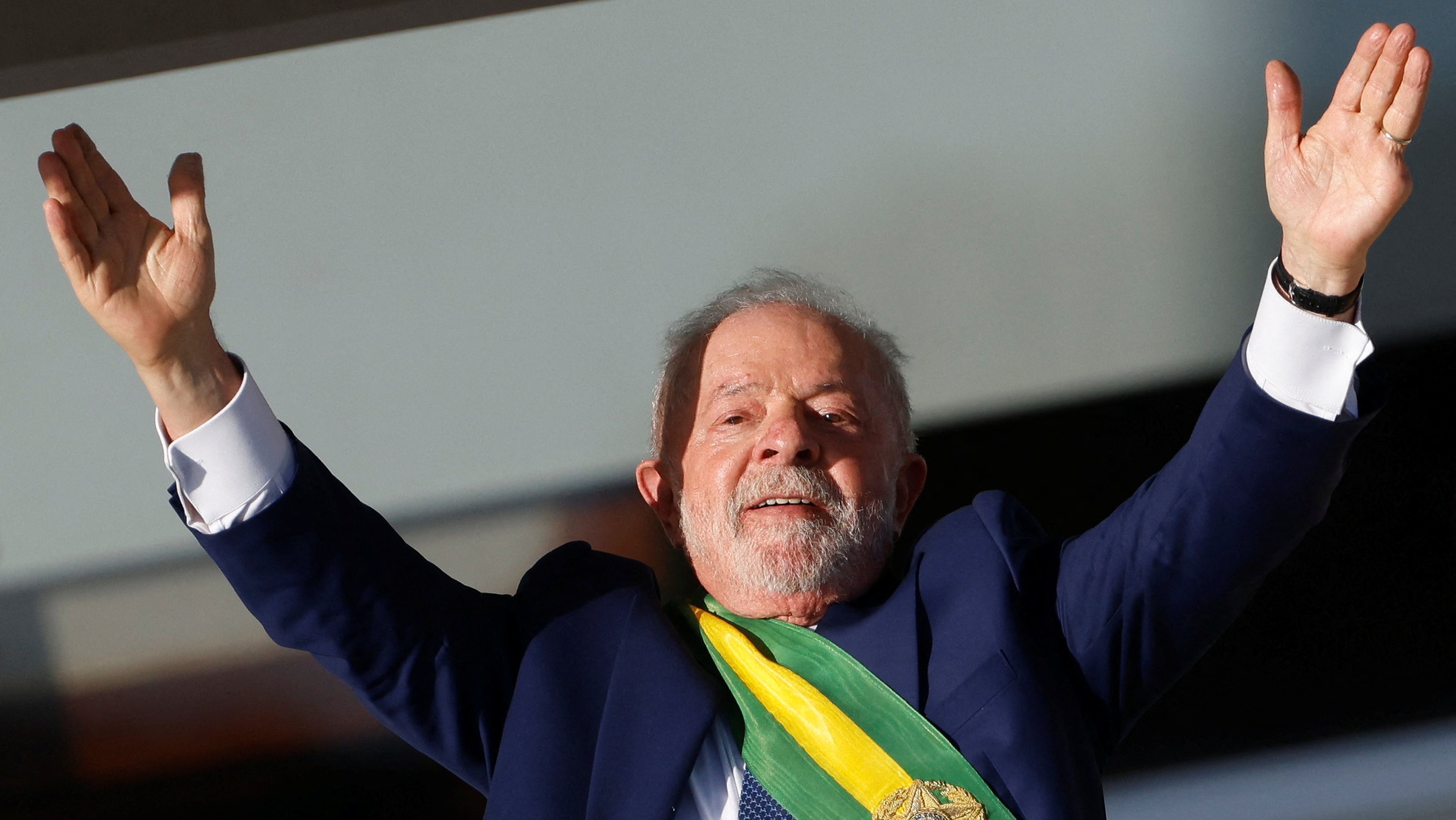 O novo Presidente lamentou que muito do que construiu (com Dilma) tenha sido &quot;destruído em menos da metade desse tempo&quot;