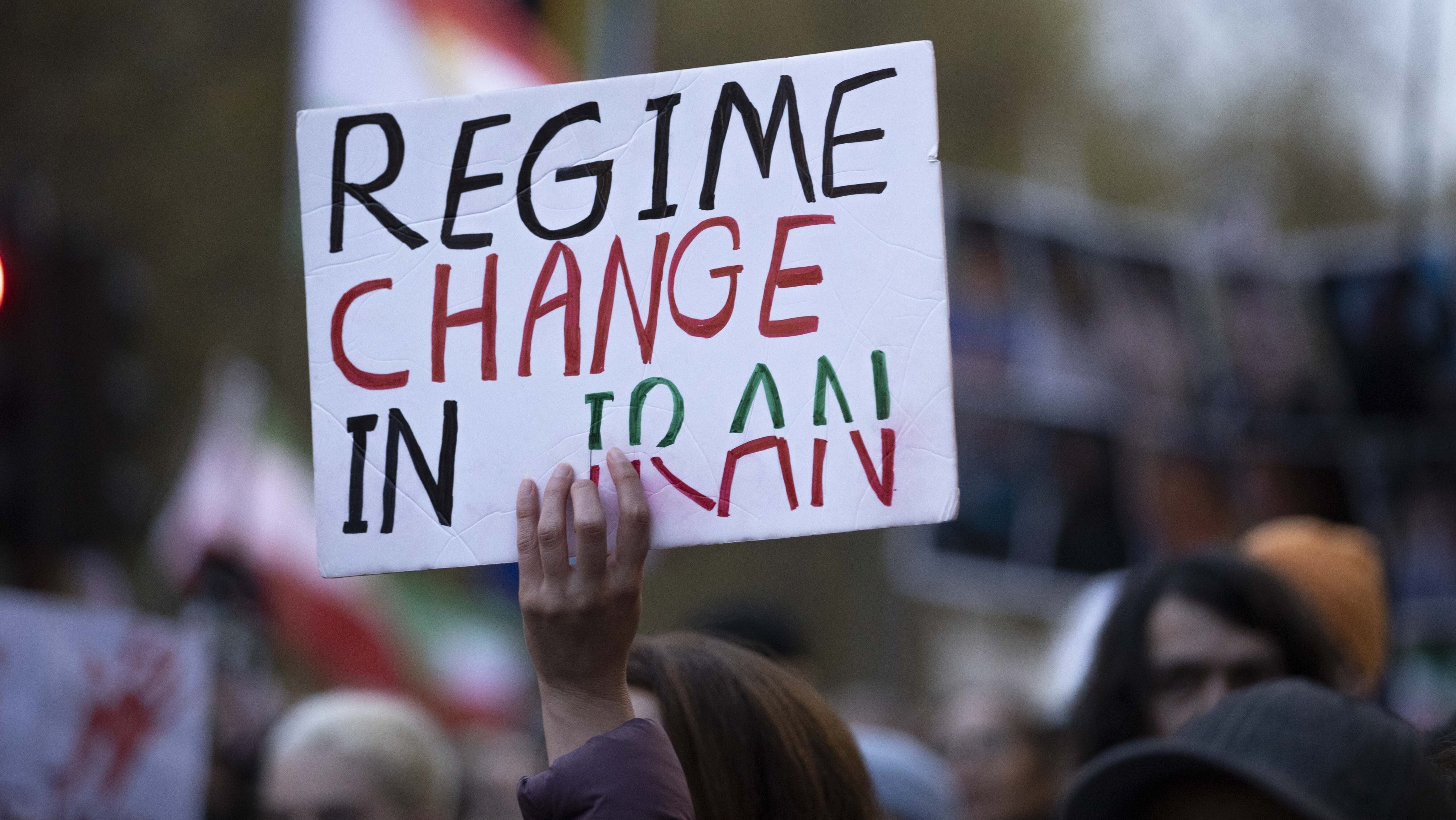 March in London in support of the demonstrations that started in Iran