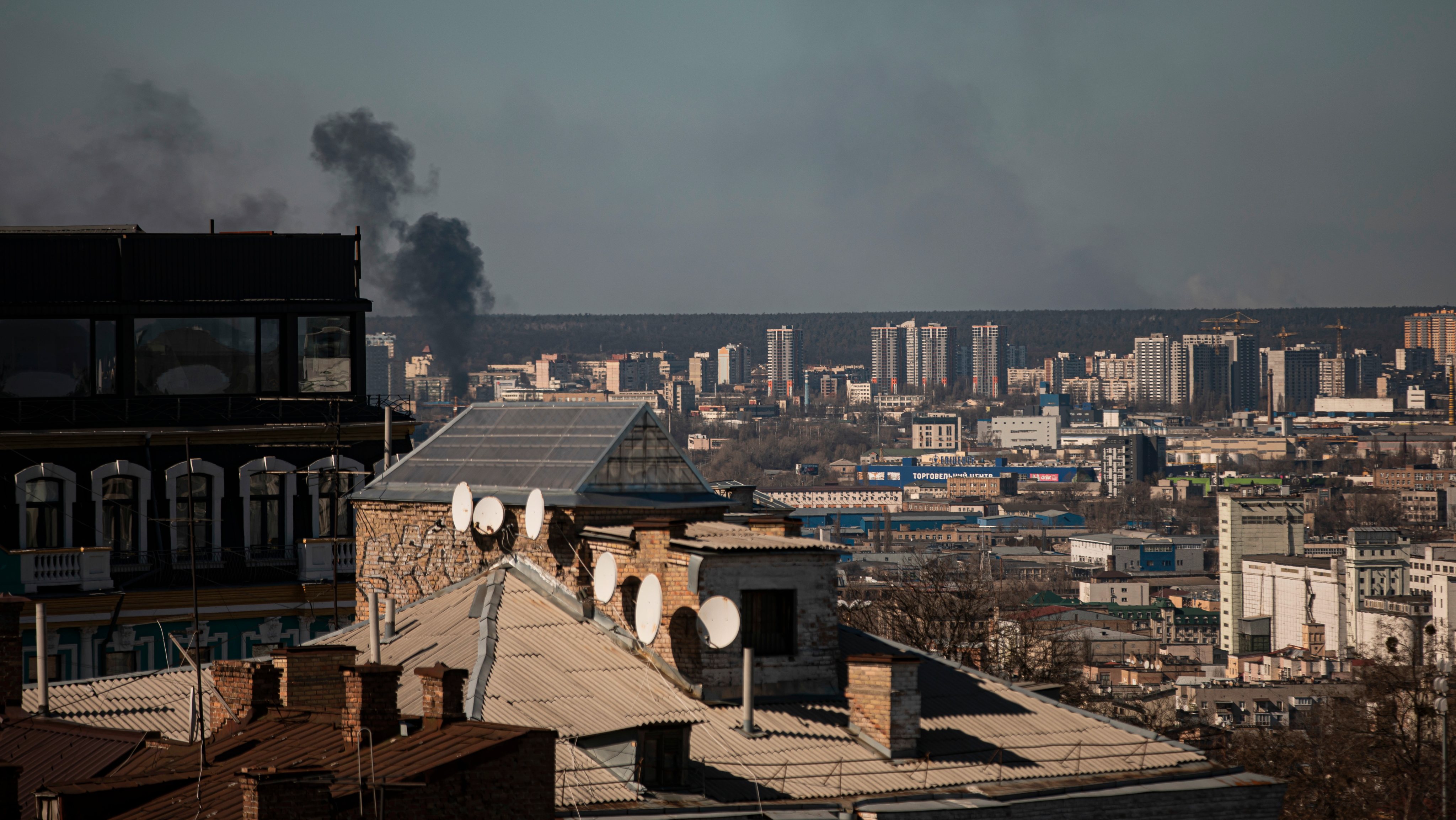Bombardeamentos perto do cidade da cidade de Kiev. A Rússia, a mando do seu presidente, Vladimir Putin, invadiu a Ucrânia no passado dia 24 de fevereiro de 2022. Kiev, Ucrânia, 21 de março de 2022. JOÃO PORFÍRIO/OBSERVADOR