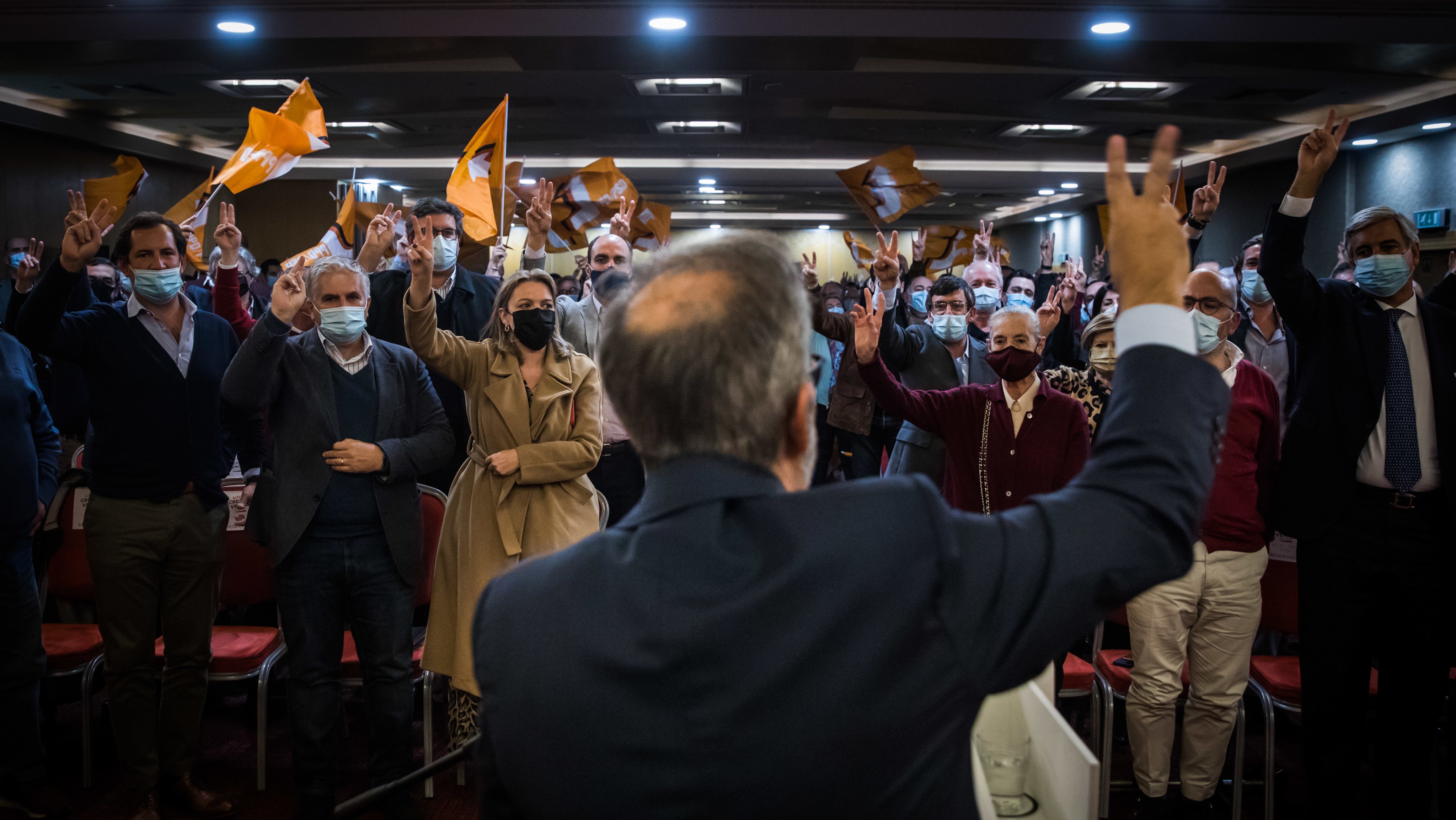 Convício com militantes em Lisboa, numa ação de campanha de Paulo Rangel para as eleições internas que se disputam a presidência do Partido Social Democrata - PSD. Lisboa, 24 de novembro de 2021. JOÃO PORFÍRIO/OBSERVADOR
