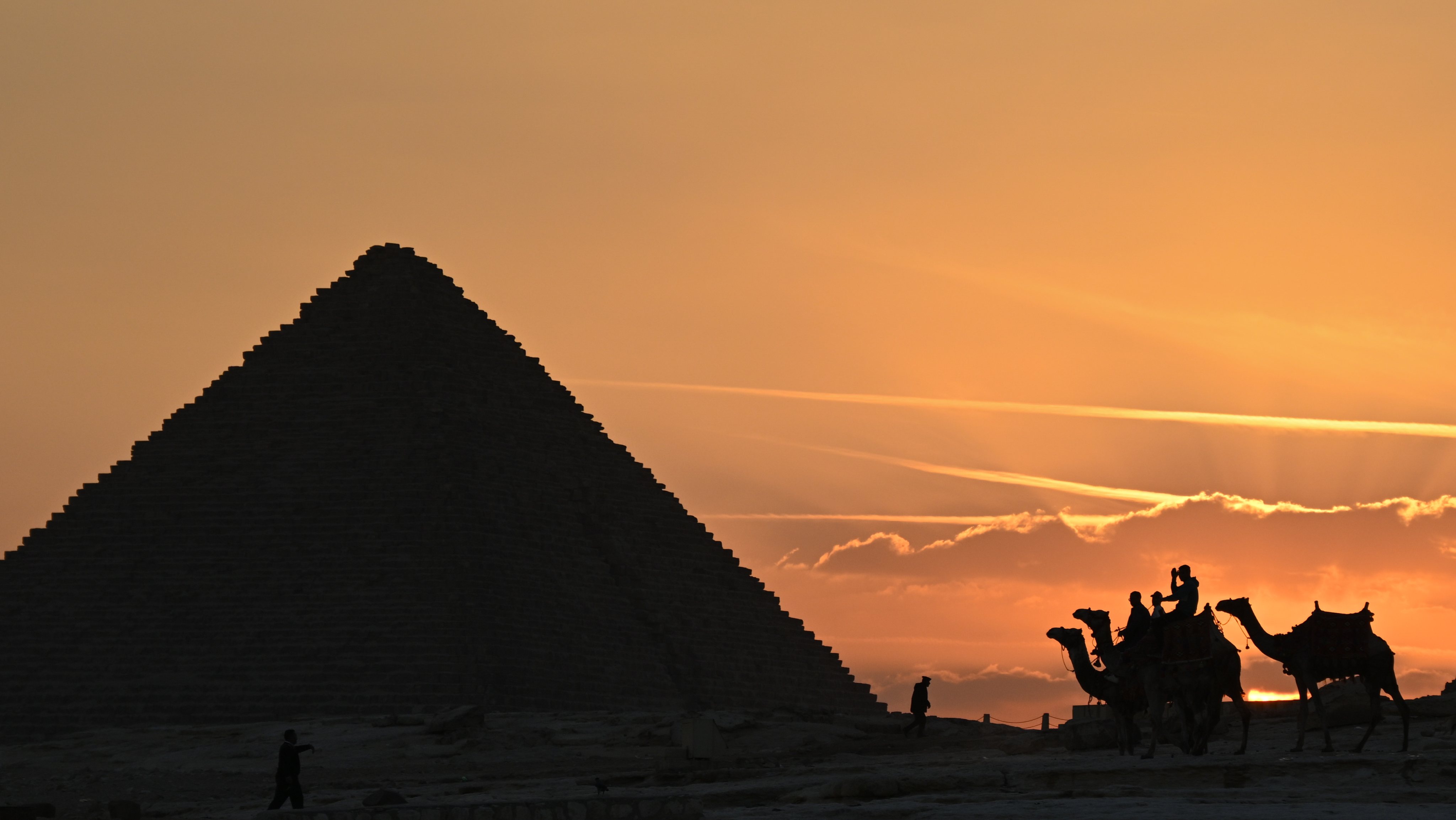Ambiance In Giza