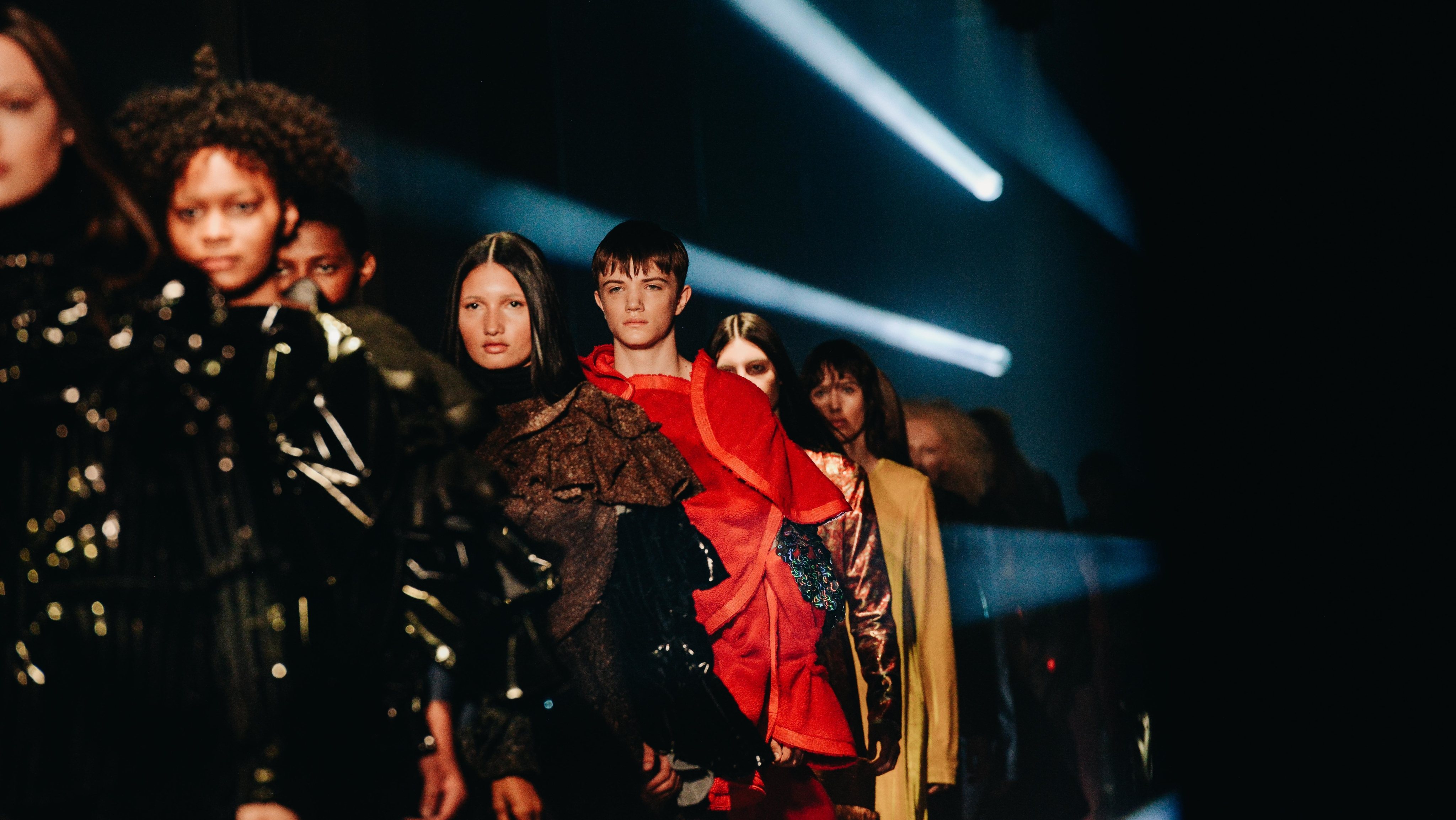 No último dia do Portugal Fashion desfilaram as propostas de Diogo Miranda, Hugo Costa, Alexandra Moura, Luís Onofre e Alves/Gonçalves para a estação fria