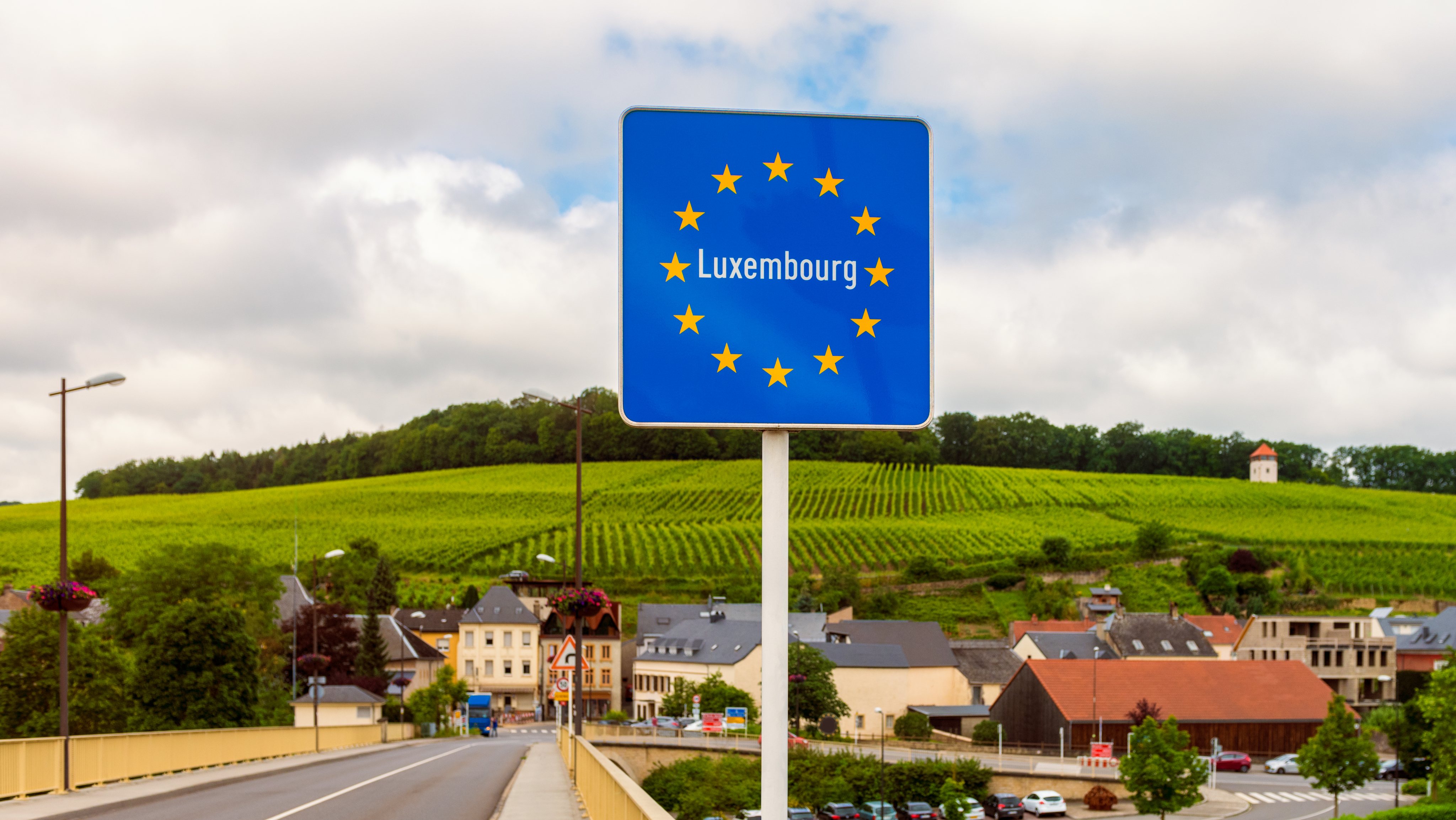 Entrance Sign to Luxembourg