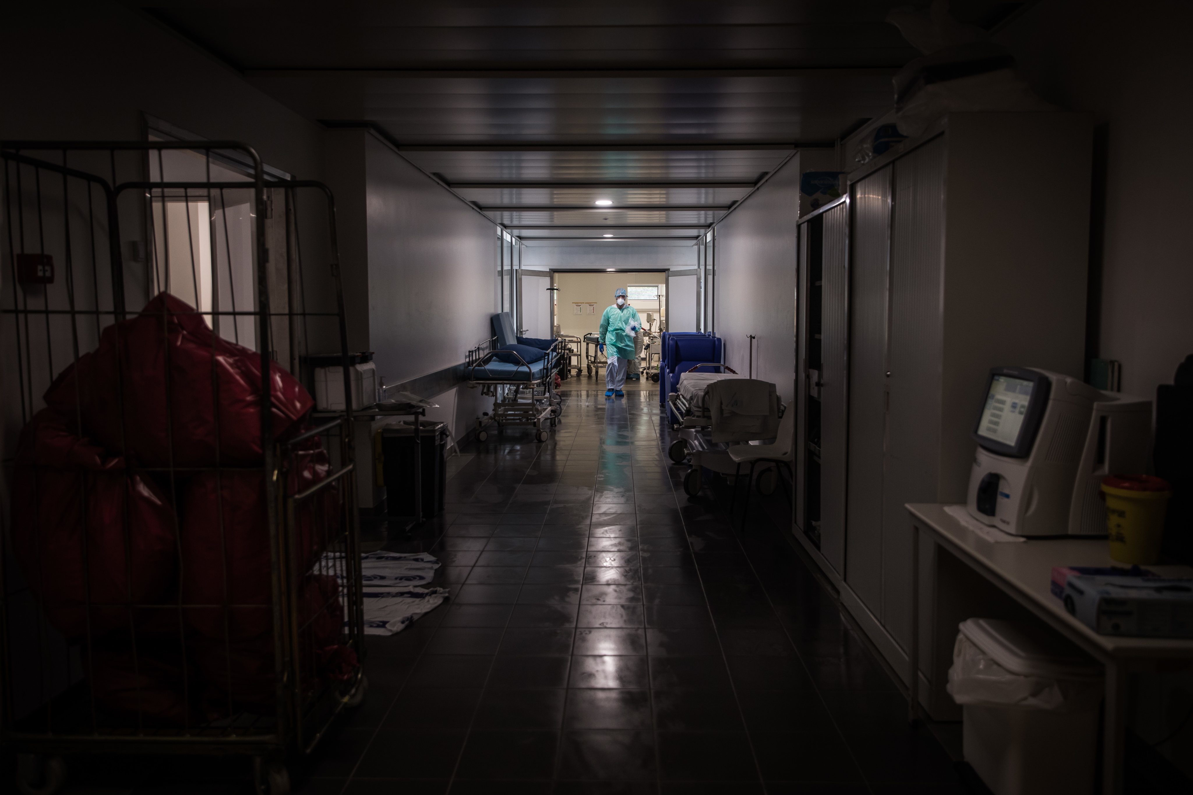 Reportagem na unidade de Covid-19 do Hospital das Caldas da Rainha, hospital que pertence ao centro hospital do Oeste. Lisboa, 1 de fevereiro de 2021. JOÃO PORFÍRIO/OBSERVADOR