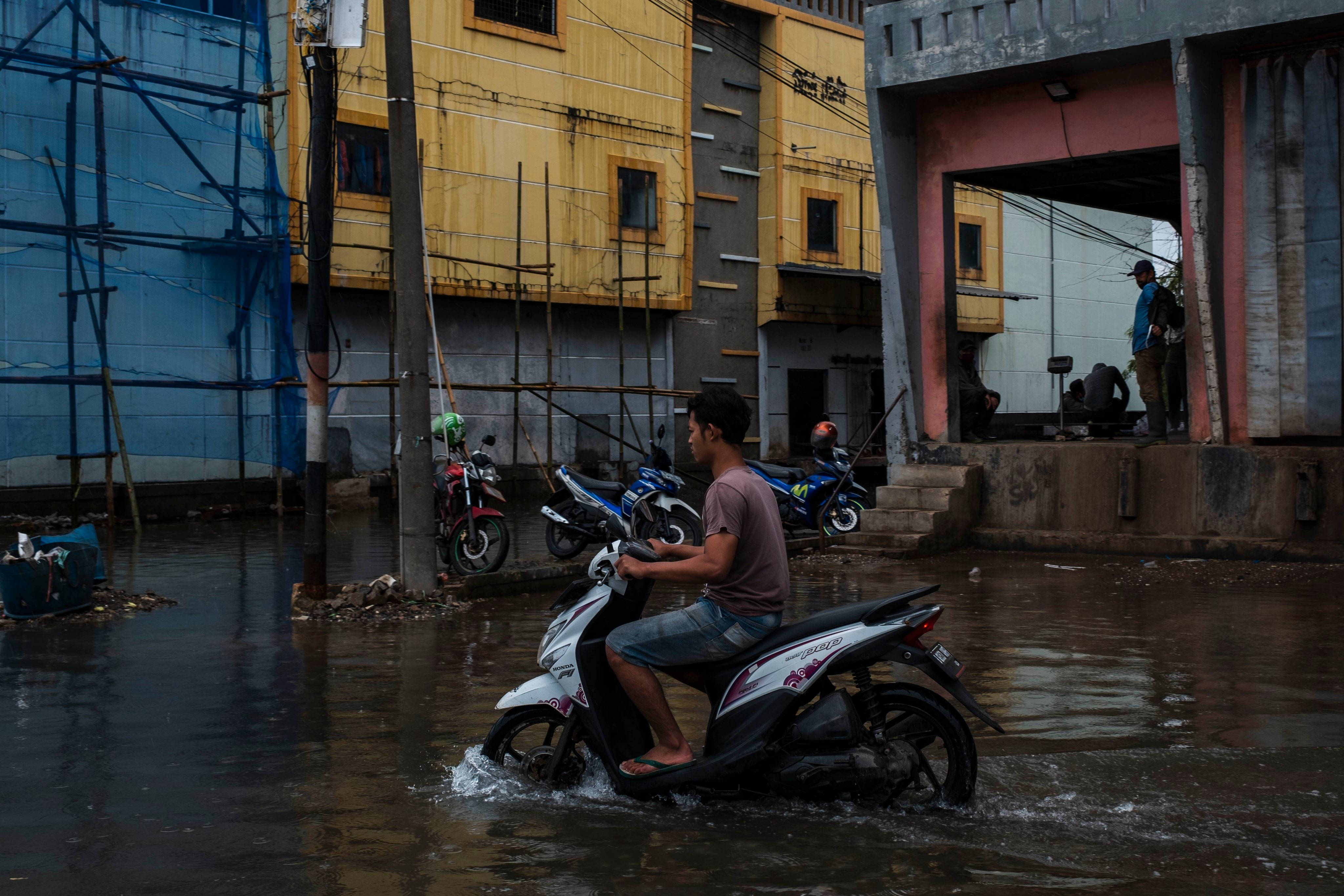 High Tide Submerges Parts Of Jakarta&#039;s Sinking Coastline