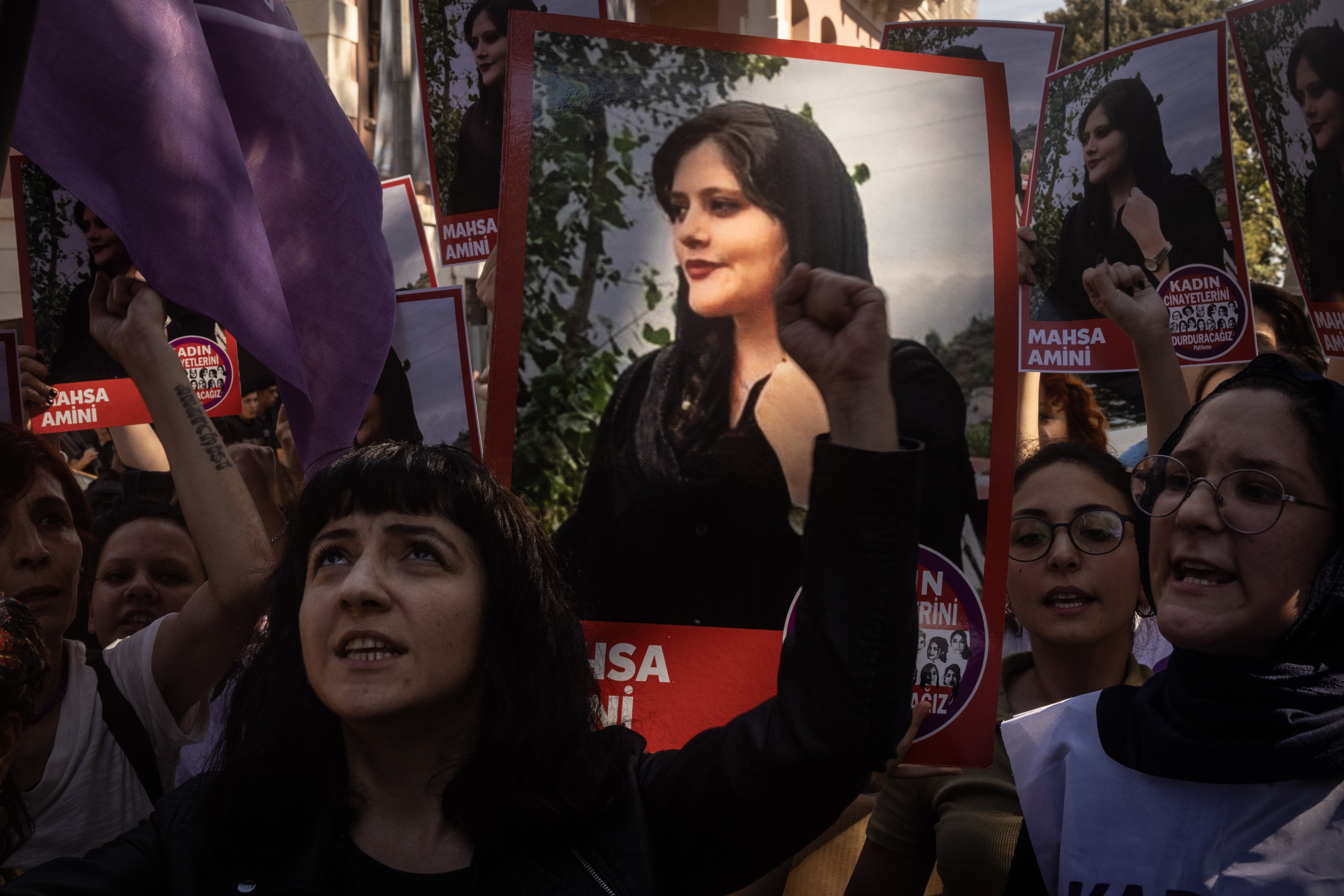 Protests Continue Outside Iranian Consulate In Istanbul Over Death Of Mahsa Amini