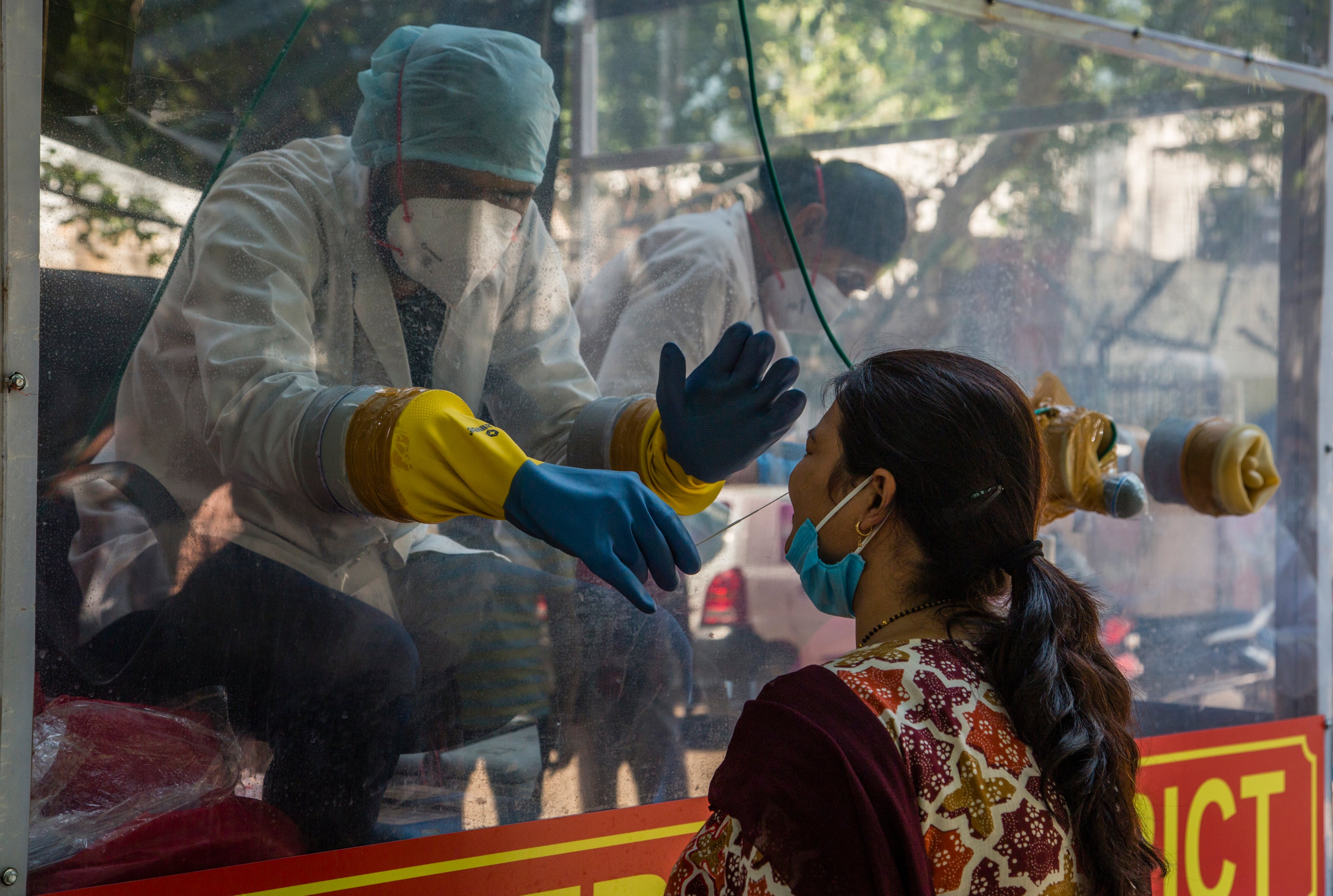 India Imposes Nationwide Lockdown To Contain The Coronavirus Outbreak