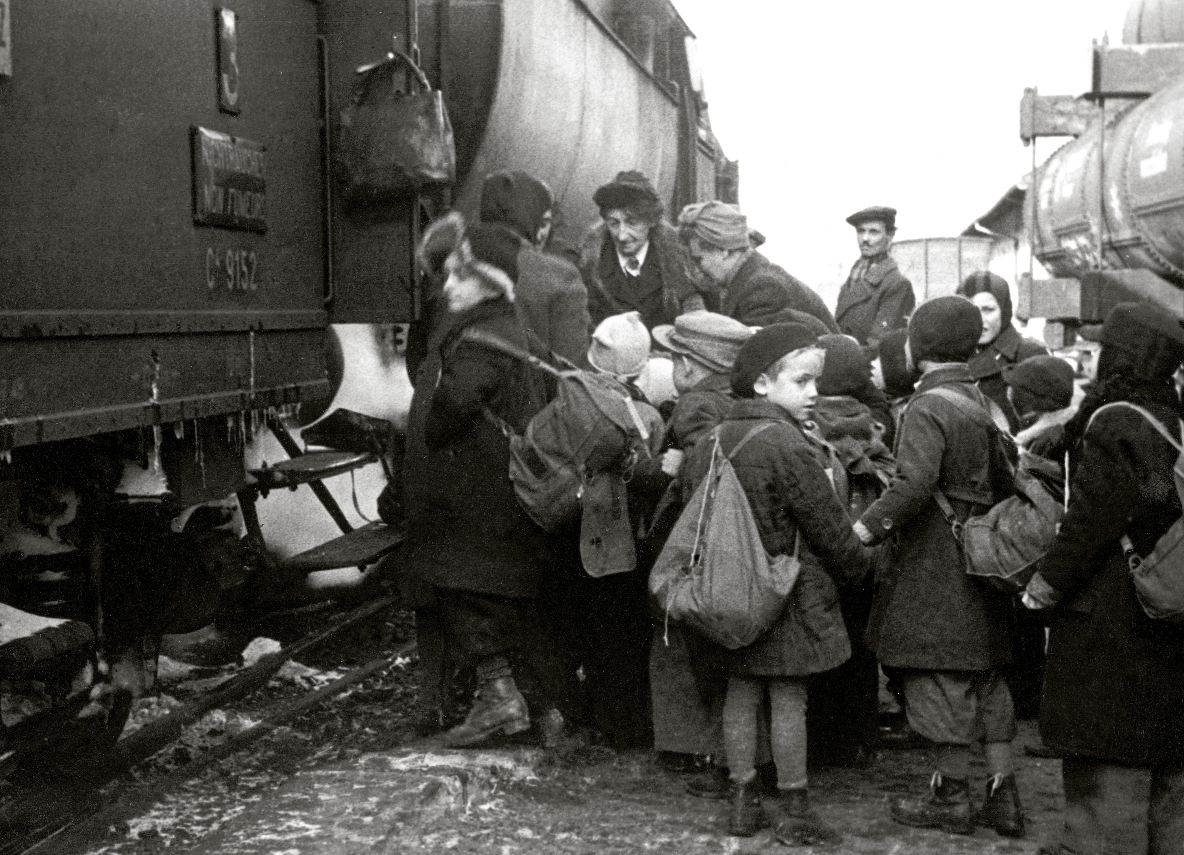 Children being transported to Switzerland