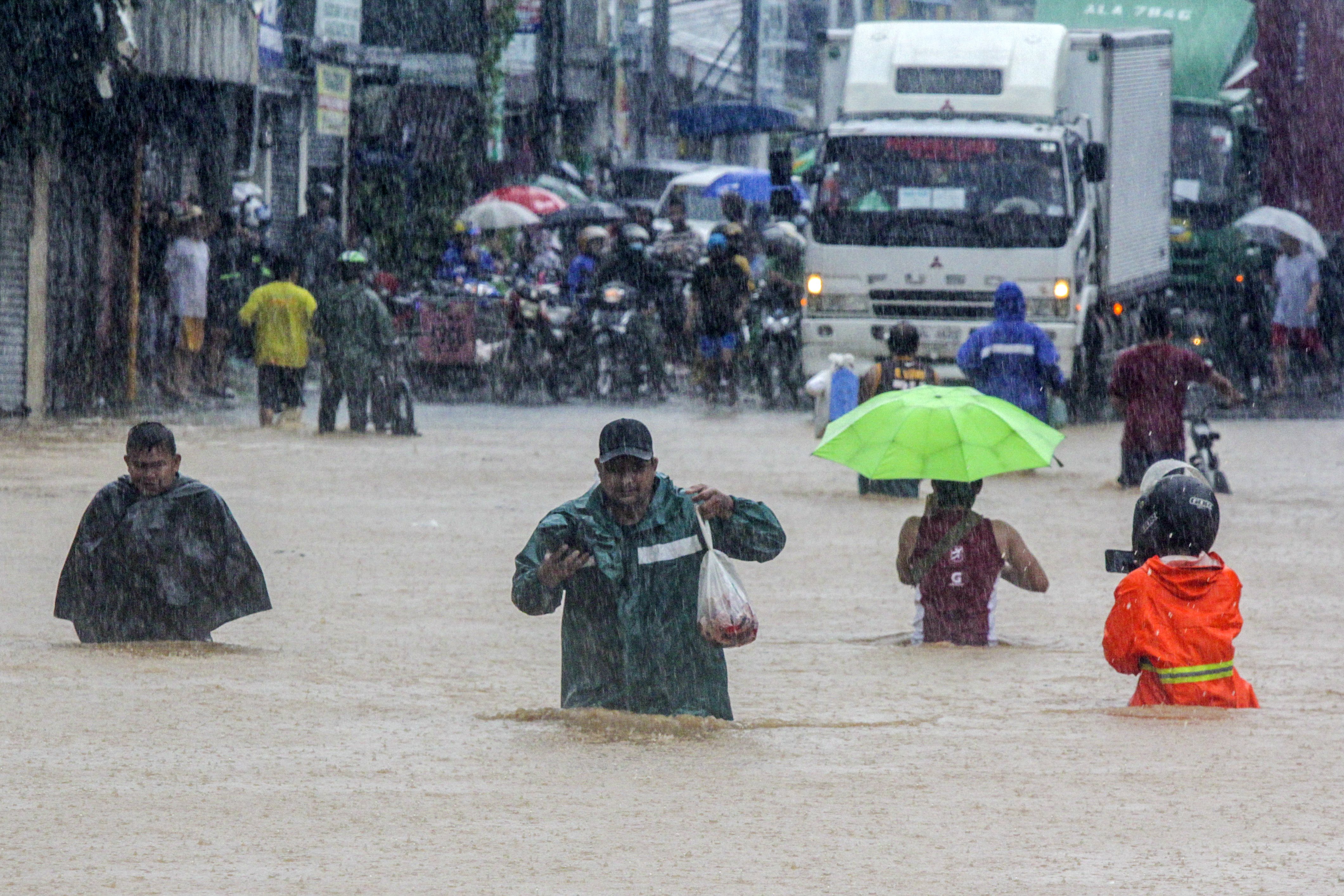 Rizal deluged by Typhoon Vamco in Philippines
