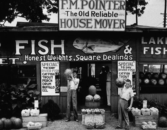 A roadside fish stand near Birmingham, Alabama   (Photo by Walker Evans/Getty Images)