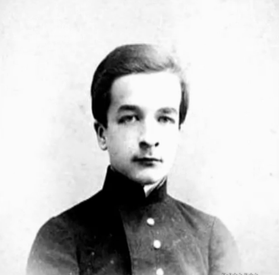 Mikhail Travtchetov