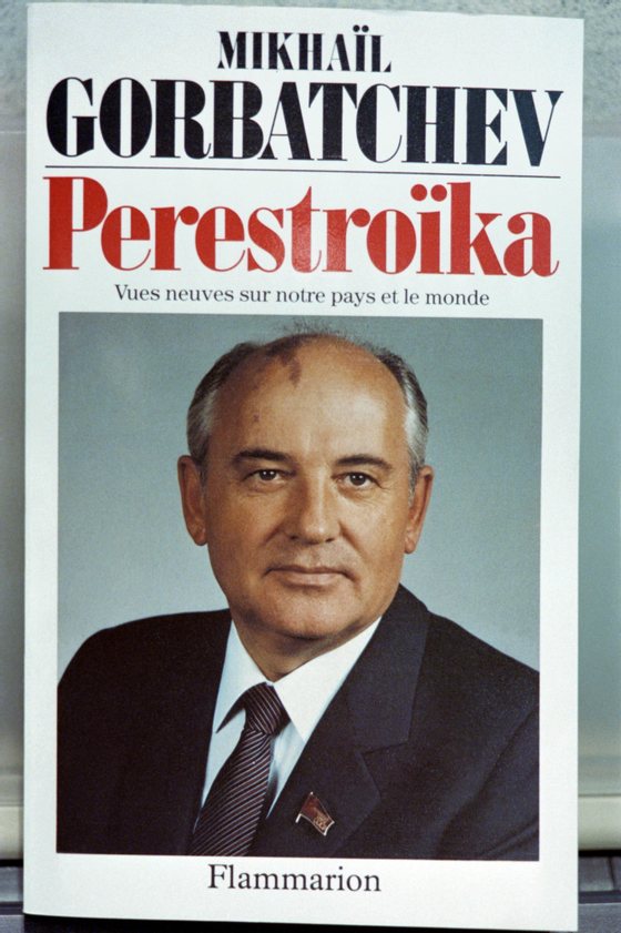 General Secretary of the CPSU central Committee Mikhail Gorbachev's book "Perestroika" is displayed in a Paris bookstore on November 10, 1987. AFP PHOTO PIERRE GUILLAUD        (Photo credit should read PIERRE GUILLAUD/AFP/Getty Images)