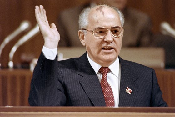 Soviet President Mikhail Gorbachev gestures as he addresses to the 28th Congress Soviet Communist Party (CPSU) in Moscow on July 10, 1990. AFP PHOTO VITALY ARMAND (Photo credit should read VITALY ARMAND/AFP/Getty Images)
