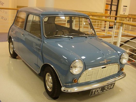 800px-1959_Morris_Mini-Minor_Heritage_Motor_Centre,_Gaydon