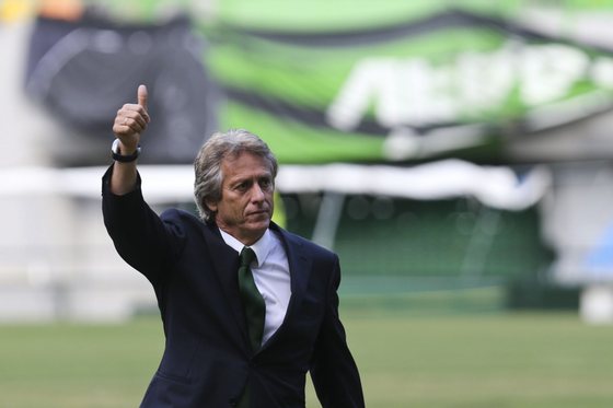 Jorge Jesus is presented to Sporting fans as the team new official head coach for the next three seasons at Alvaladade Stadium, Lisbon, Portugal, 1 July 2015. MIGUEL A. LOPES/LUSA