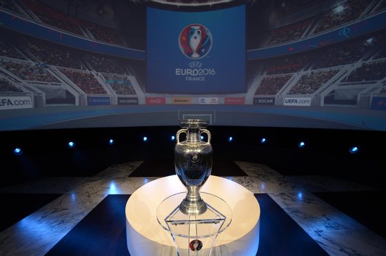 The Coupe Henri Delaunay, the trophy of the UEFA European Football Championship, is displayed during a press conference to unveil the Euro 2016 finals logo on June 26, 2013 in Paris. The Euro 2016 event will feature 24 countries for the first time, up from 16 in 2012, and France becomes the first country to stage the European Championship three times. AFP PHOTO / FRANCK FIFE (Photo credit should read FRANCK FIFE/AFP/Getty Images)