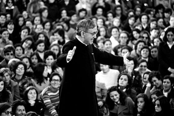 BARCELONA, SPAIN - NOVEMBER 25: (ITALY OUT) The Blessed Josemaria Escriva de Balaguer (1902-1975) preaches to the faithful at Brafa Sport's Center November 25, 1972 in Barcelon, Spain. Balaguer founded a Catholic group known as "Opus Dei" (meaning Work of God) October 2, 1928 in Madrid, Spain. Opus Dei has a membership of approximately 83,000 worldwide, mostly laymen. The mortal remains of the Josemaria Escriva de Balaguer will be transferred from the prelatic Church of Our Lady of Peace in Rome, Italy to the Roman Basilica of St. Eugene for veneration by the faithful before the canonization ceremony October 6, 2002 in St. Peter's Square by Pope John Paul II. (Photo by Opus Dei Rome/Getty Images)