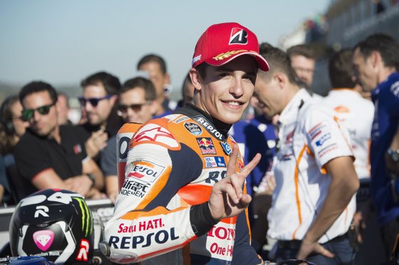 VALENCIA, SPAIN - NOVEMBER 07: Marc Marquez of Spain and Repsol Honda Team celebrates at the end of the qualifying practice during the MotoGP of Valencia - Qualifying at Ricardo Tormo Circuit on November 7, 2015 in Valencia, Spain. (Photo by Mirco Lazzari gp/Getty Images)