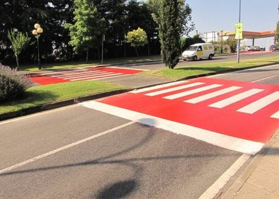 Código da Estrada. Os peões não podem atravessar na passadeira