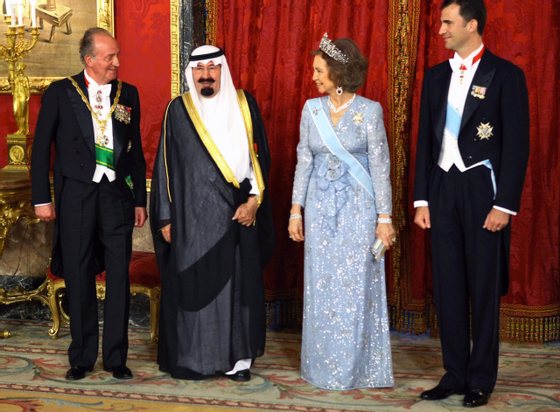 King Juan Carlos of Spain (L), Queen Sof
