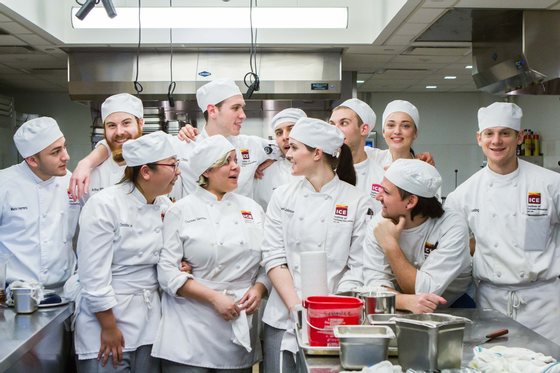 11 cursos, workshops e escolas para ser o mestre da culinária cá e além  fronteiras – Observador