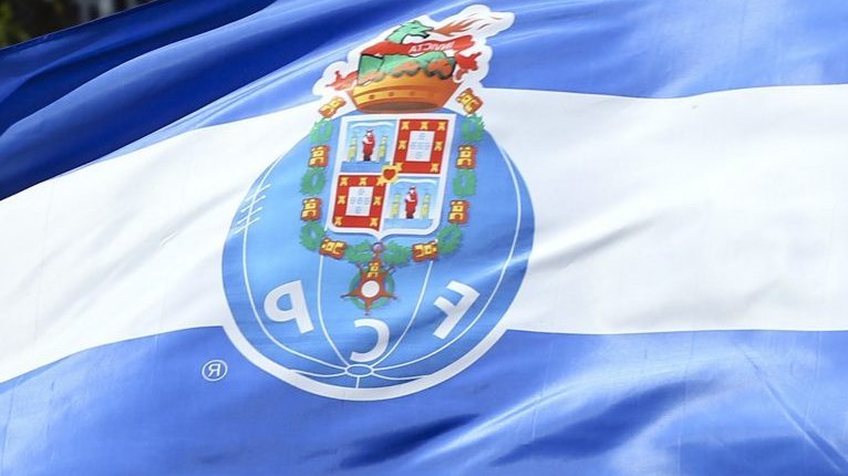 Paquito representou ainda o Marítimo, o Varzim, o Beira-Mar, o Torreense e o Vizela na carreira de futebolista