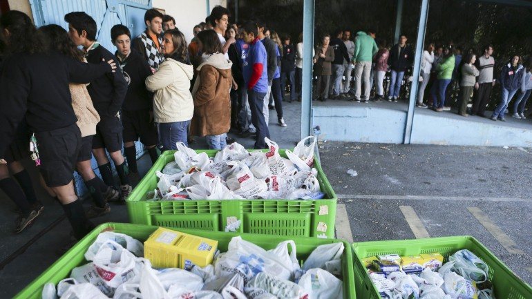 42 mil voluntários participaram na recolha de alimentos
