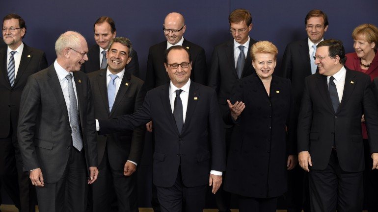 A fotografia muda neste Conselho Europeu com a inclusão de Donald Tusk e Durão Barroso