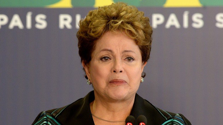 Dilma Rousseff recebeu, entre lágrimas, o relatório final da Comisão da Verdade.