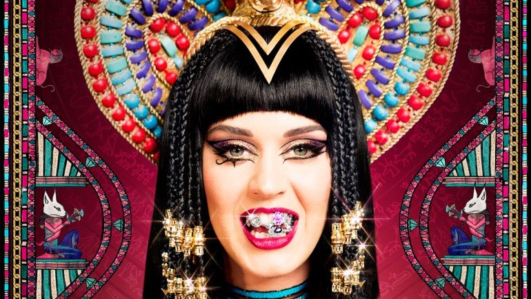 Sem ter lançado nenhum álbum em 2014, Katy Perry conseguiu ser a cantora com a música mais vista do ano