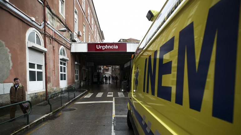 A primeira morte a ser conhecida de um doente que estava à espera na urgência ocorreu no Hospital S. José, em Lisboa