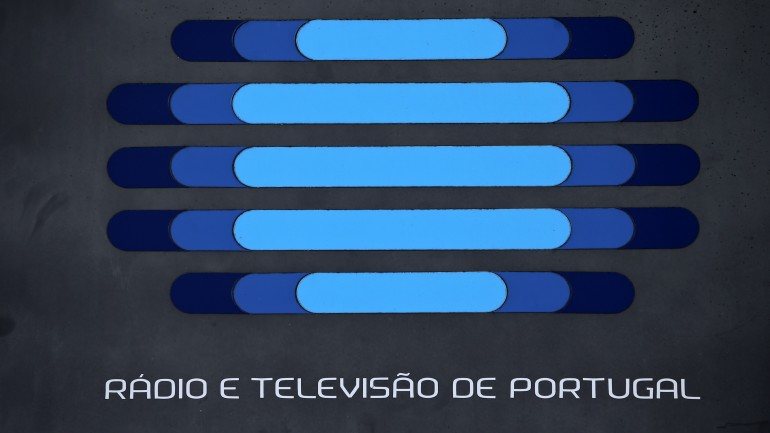Gonçalo Reis irá assumir a presidência da televisão pública, Nuno Artur Silva fica como vogal, tal como Cristina Vaz Tomé, esta última como responsável pela área financeira.