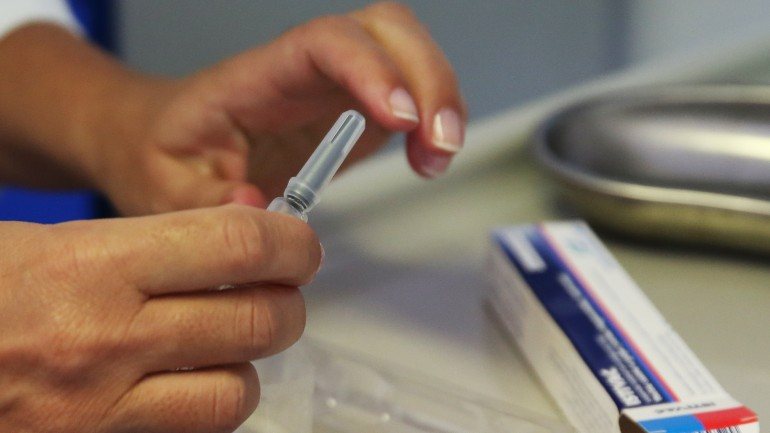 Apenas 8 em 53 doentes analisados estava vacinado contra a gripe