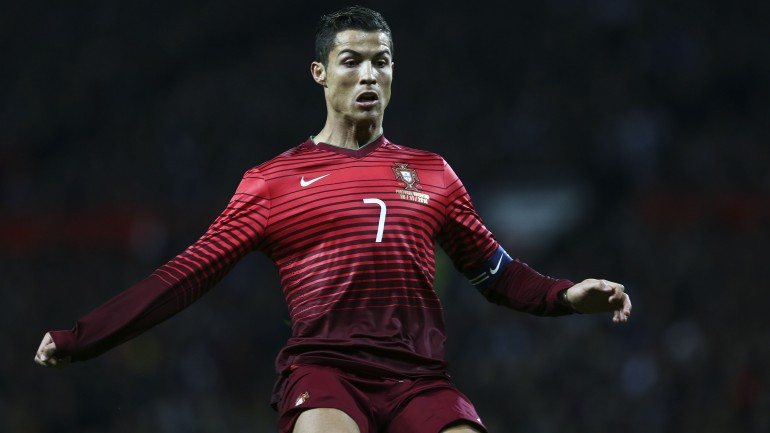 Cristiano Ronaldo já tem duas bolas de ouro