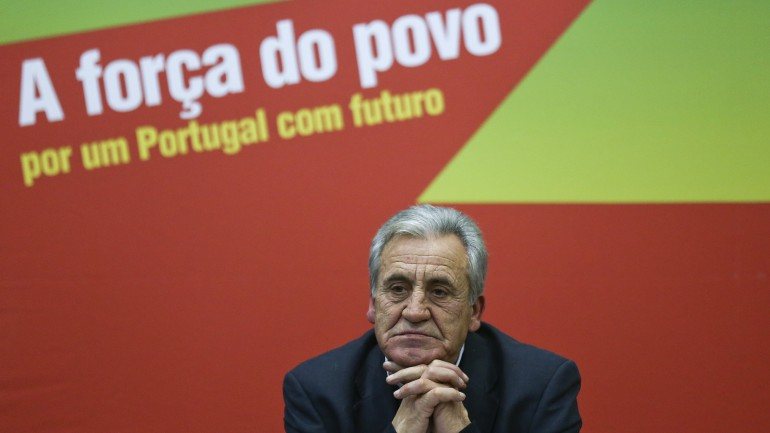 Em Portugal, faremos com certeza diferente da Grécia&quot;, previu o líder comunista sobre o futuro político nacional