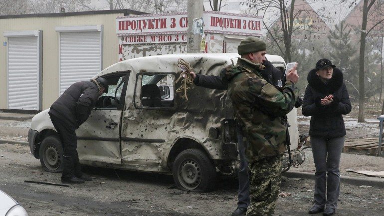 Os ataques em Mariupol terão sido levados a cabo pelos separatistas pró-russos
