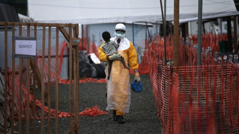 Quase todos os casos de infeção foram registados nos três países mais afetados, Serra Leoa, Libéria e Guiné-Conacri