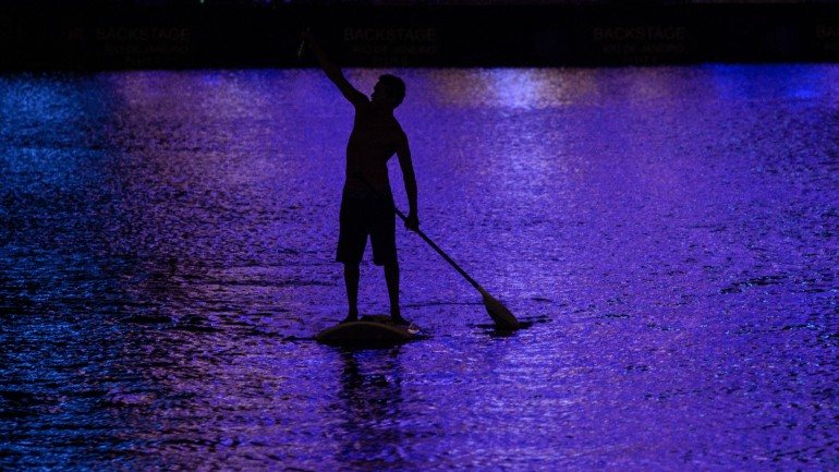 David Cordovil vai passar 24horas em cima de uma prancha de paddle na Lagoa das Sete Cidades