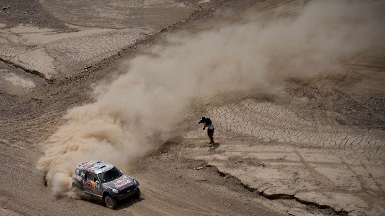 Catar Nasser Al-Attiyah terminou a derradeira etapa do Dakar 2015 na terceira posição