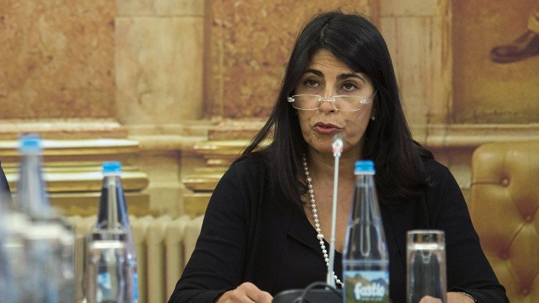 Isabel Almeida falou à porta aberta, mas invocou o segredo de justiça no tema Eurofin