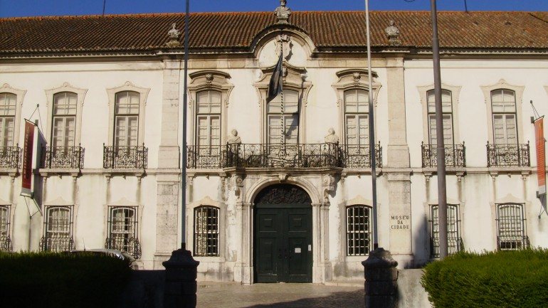 Num ano de visitas recorde aos museus portugueses, o objetivo é chamar ainda mais turistas e lisboetas aos museus municipais