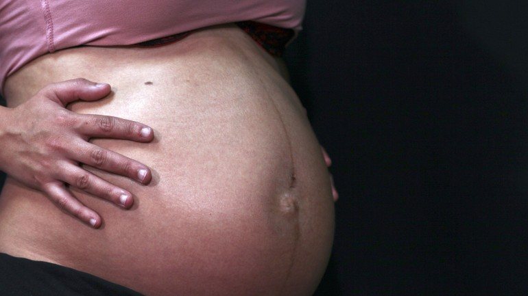 A nova lei destina-se a mulheres que, por motivos de doença ou acidente, tenham ficado com lesões que impedem a gravidez