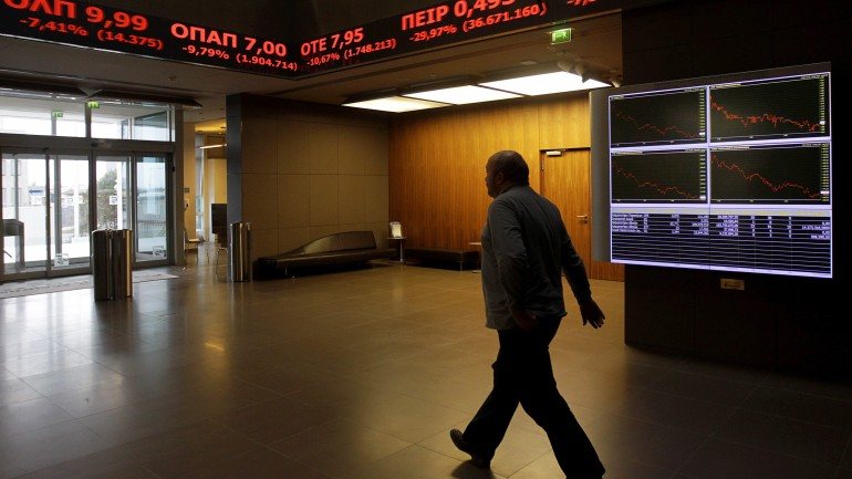Volatilidade do mercado grego disparou desde que o antigo primeiro-ministro, Antonis Samaras, anunciou em dezembro que ia convocar eleições antecipadas