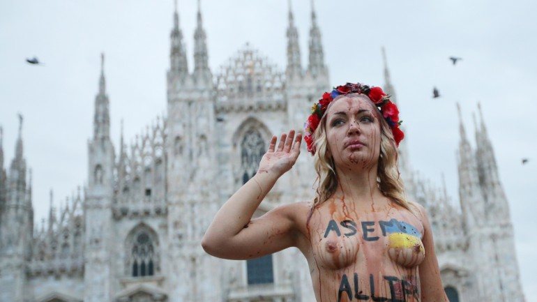 Inna Shevchenko formou o grupo FEMEN em 2008