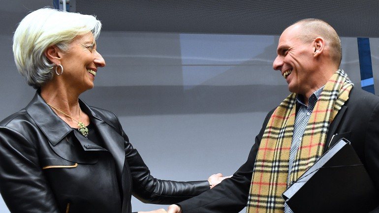 Christine Lagarde e Yanis Varoufakis, no início da reunião do Eurogrupo