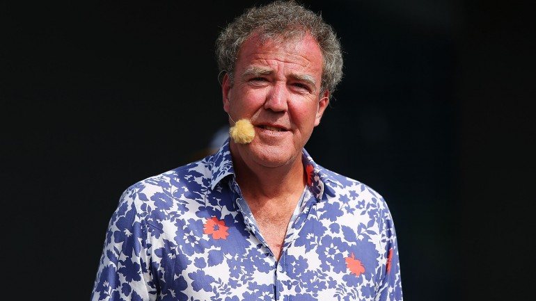 Apesar de estar de malas e bagagens, a camisa de férias não lhe deve assentar por muito tempo: Clarkson pode estar muito perto de assinar pela Netflix