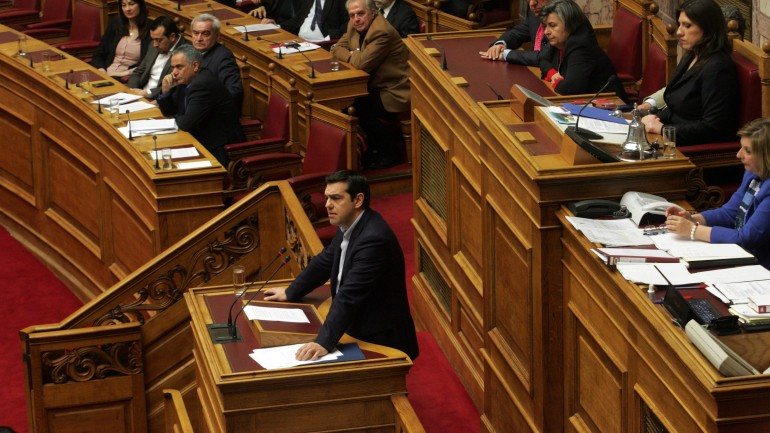 &quot;A Grécia vai cumprir com as suas obrigações, mas o governo vai trabalhar para que os outros cumpram as suas&quot;, afirmou Alexis Tsipras