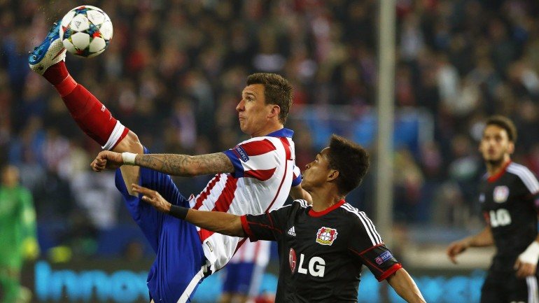 No desempate por grandes penalidades, o Bayer Leverkusen apenas marcou duas das cinco tentativas
