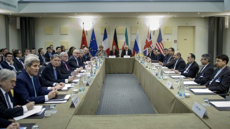 Negociações com o Irão continuam quarta-feira