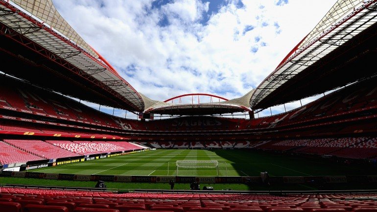 Segundo o Benfica, estas buscas foram pedidas pelo próprio clube